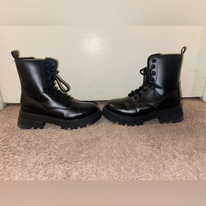 LEVI Black Combat Boots